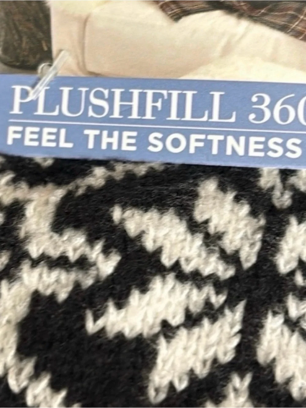 New Cuddl Duds Socks Women’s 2 Pair Black & White Soft Leg Layering Crew Casual